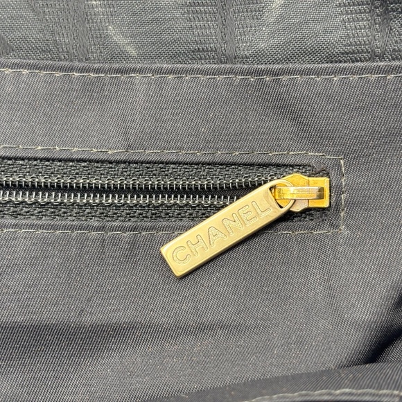 Chanel Black Nylon Travel Line Tote - Picture 13 of 15